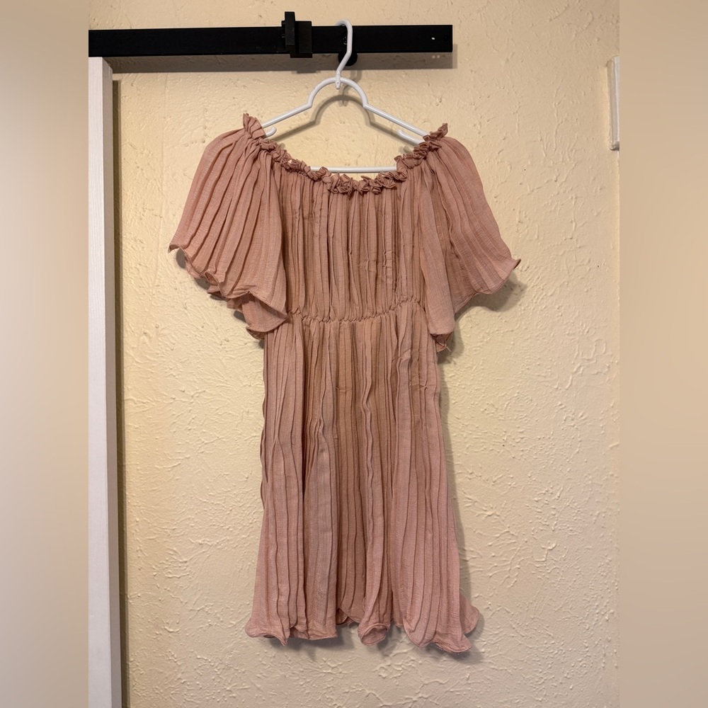 FLAWLESS Blush Pleated Fabric
